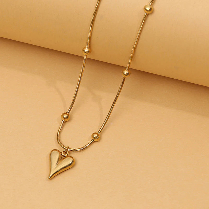 Minimal Heart Charm Gold Necklace