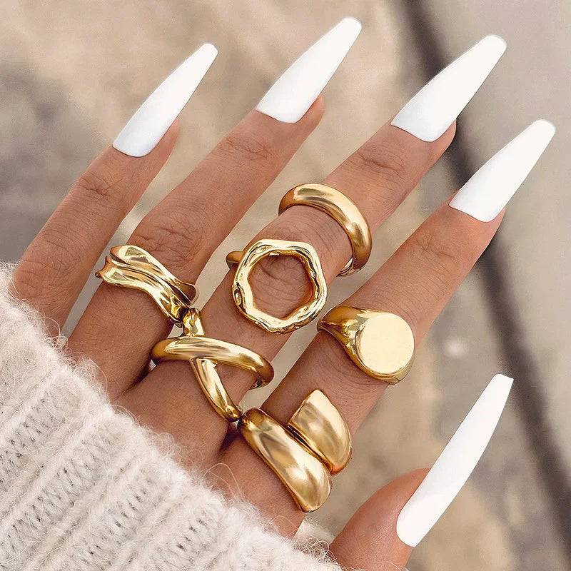 Luxe Stack Gold Rings Set
