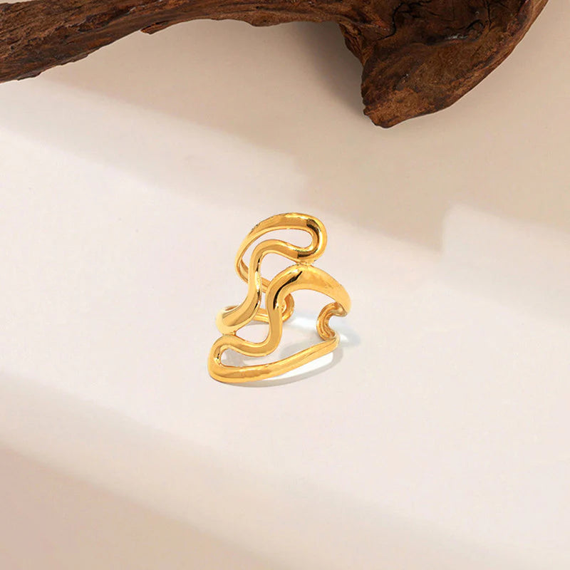 Sculpted Wave Gold Ring