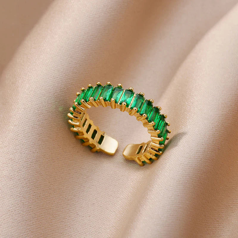 Emerald Radiance Gold Ring