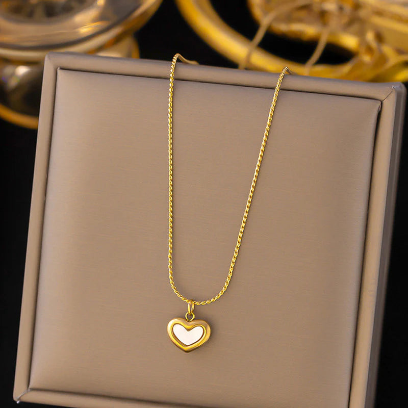 Mini Heart Gold Pendant Necklace