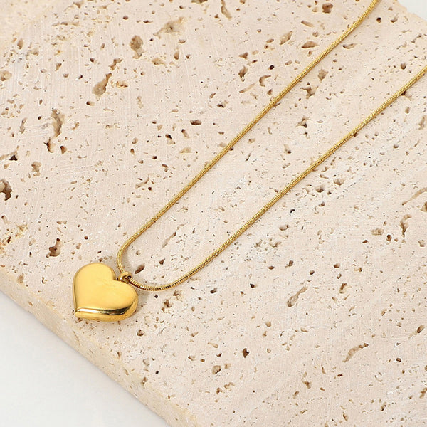Minimal Solid Gold Heart Necklace